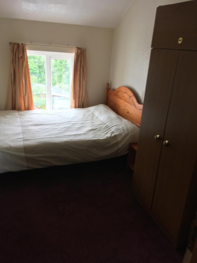 Pantyrathro International Hostel Кармартен Екстер'єр фото