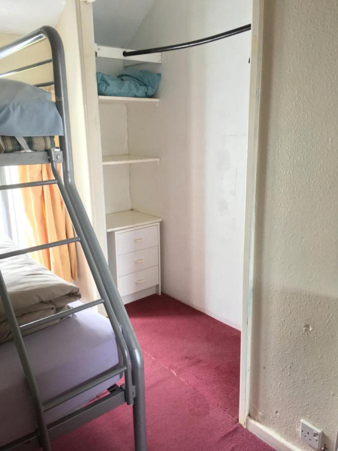 Pantyrathro International Hostel Кармартен Екстер'єр фото