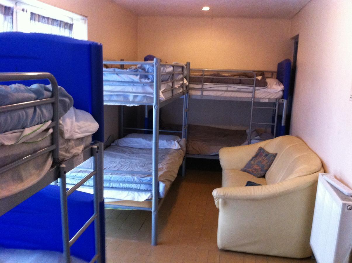 Pantyrathro International Hostel Кармартен Екстер'єр фото