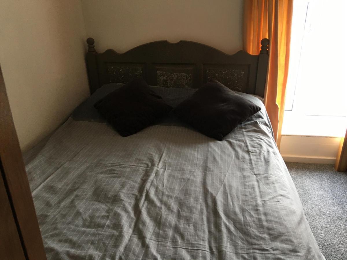 Pantyrathro International Hostel Кармартен Екстер'єр фото